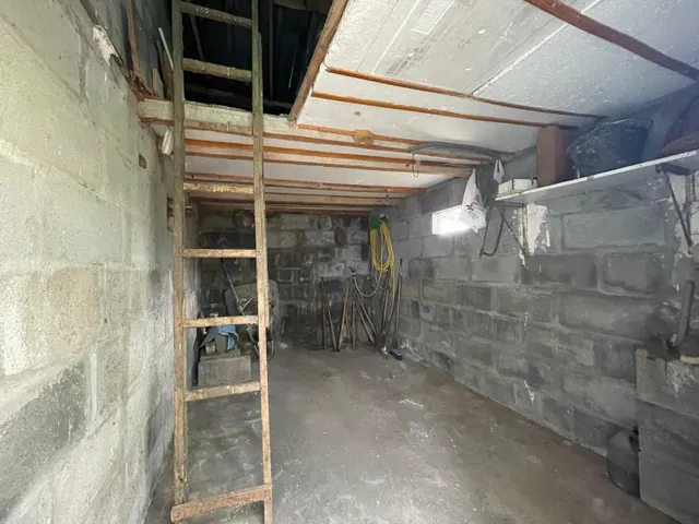 SE VENDE PARCELA CON CASETA — 20