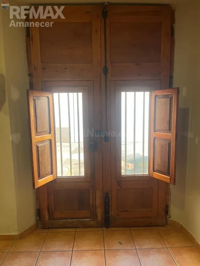 Casa con encanto para reformar en la Vall de Laguar - foto 3