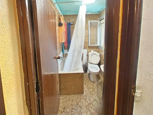 Acogedor Piso Exterior - Ideal para Reformar a su gusto — 13