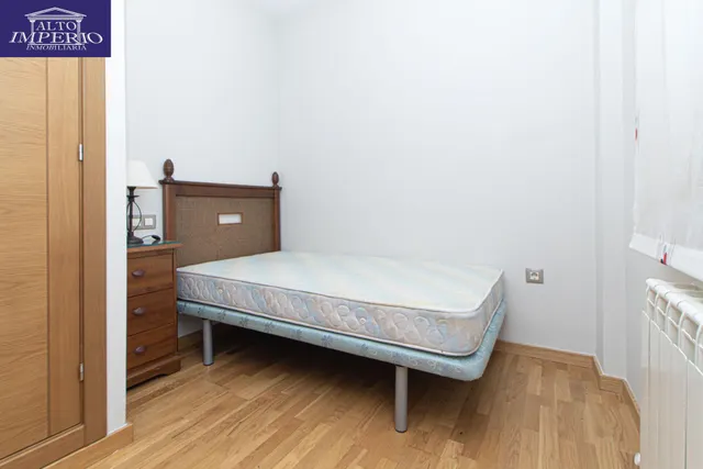Ático a la venta en La Zubia ¡en rentabilidad! — 16