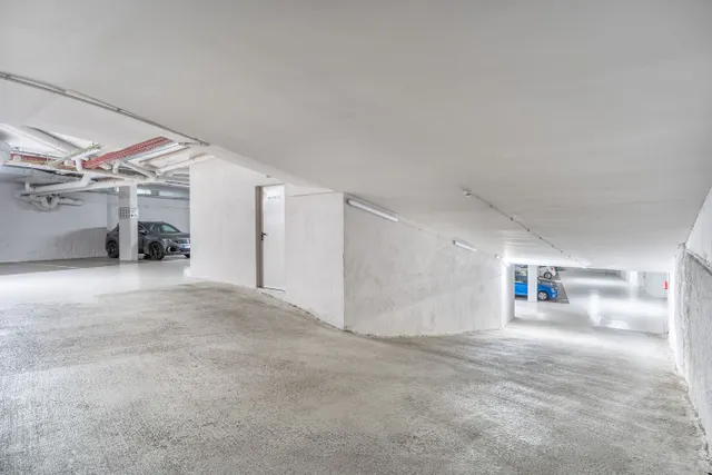 Parking 11m² en alquiler - Centro — 15