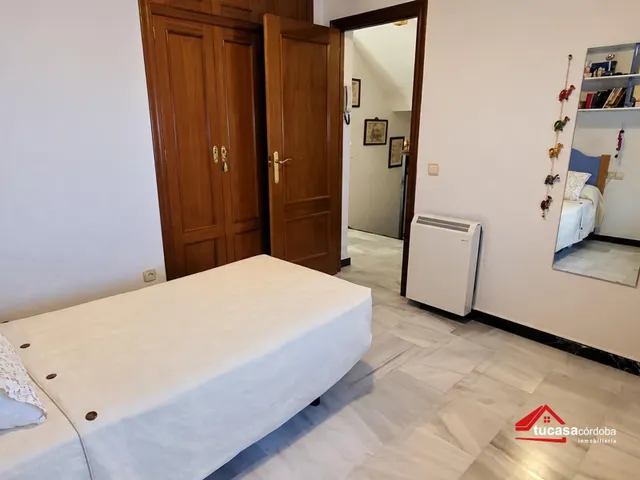 Casa en venta en exclusiva en Olivos Borrachos con 4 dormitorios, garaje y dos terrazas — 25