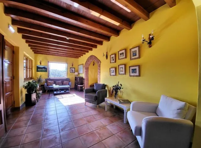 Casona rural con 12 habitaciones y 6.000 m2 de terreno — 5