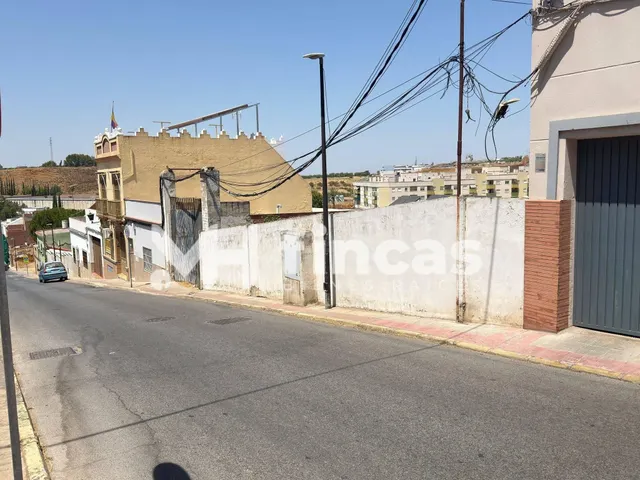 Solar urbano en zona prime de Alcalá de Guadaíra: listo para - foto 3