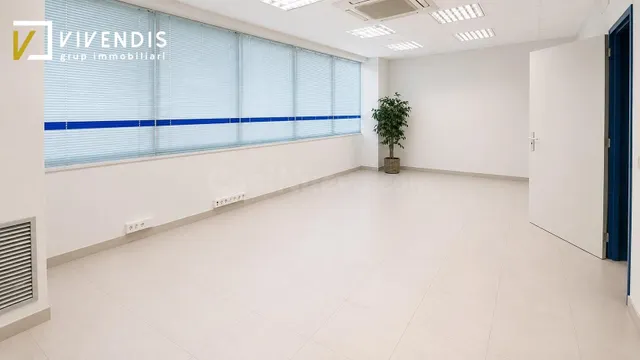 LOCAL COMERCIAL EN ALQUILER - AVENIDA MADRID