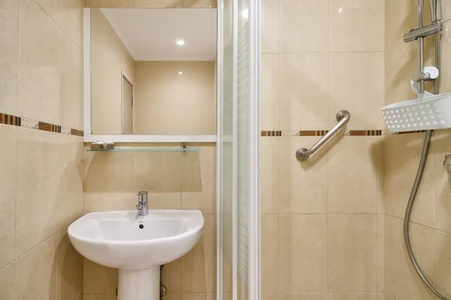 Piso de 1 dormitorio  1 Baño -  A metros del Puerto deportivo de   Fuengirola — 22