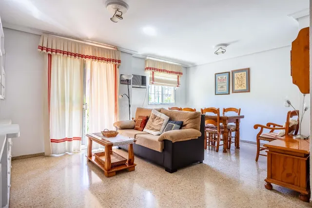 Venta de piso en La Macarena, Sevilla - foto 4