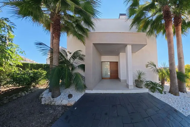 Chalet 4 habitaciones 383m² en venta - Costa Del Sol — 13