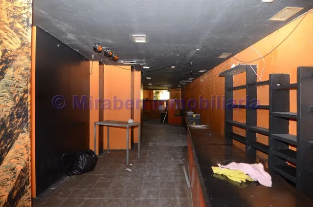 Local comercial en venta — 7