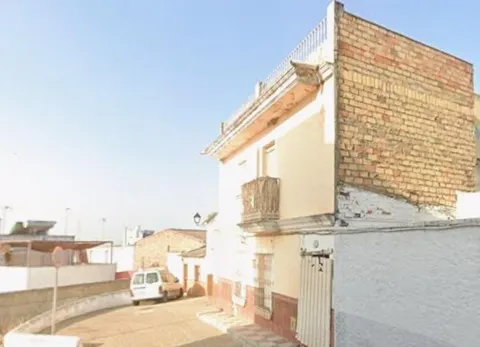 ADOSADO PARA REFORMAR A LA VENTA EN ALCALÁ DEL RÍO