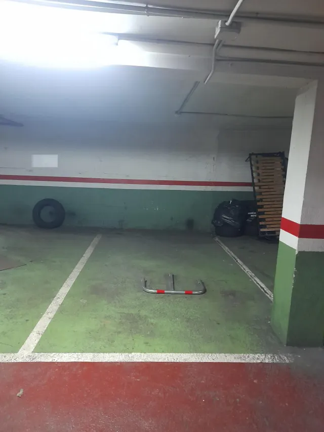 Plaza de PK en venta en calle Francesc Macia de Mataró — 2