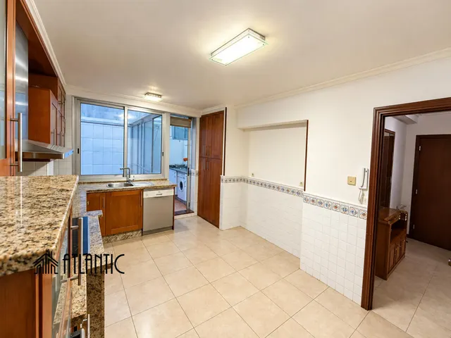 Piso 4 habitaciones 135m² en venta - Corte Inglés — 13