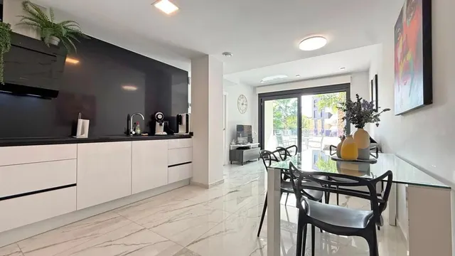Apartamento 2 habitaciones 72m² en venta - PAU 8 — 13
