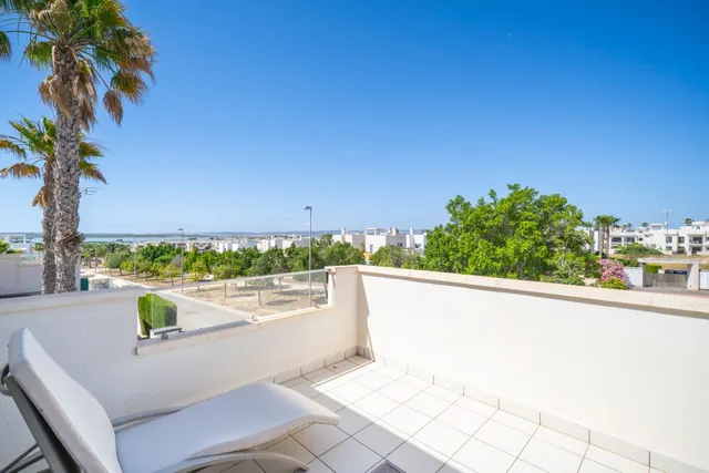 Villa 3 habitaciones 122m² en venta - Centro de la Ciudad Quesada — 45