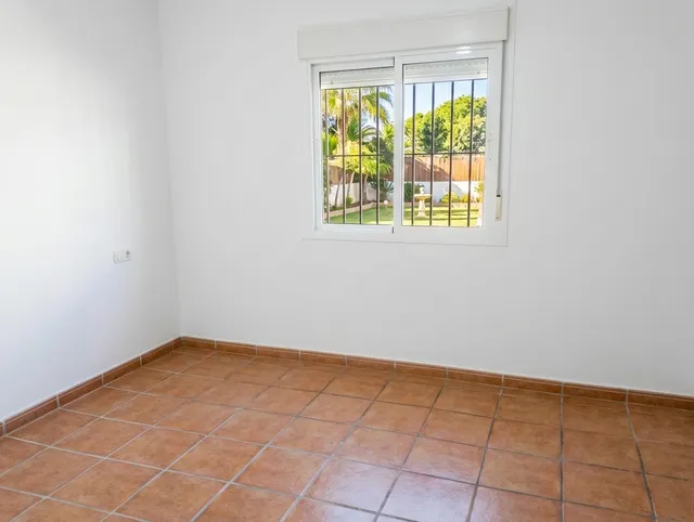 CHALET INDEPENDIENTE EN EL MARQUESADO — 13