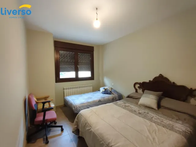 Para quiene guste de la tranquilidad de pueblo. para empresas. os presentamos este magnífico apartamento en pedrosa de rio urbel. precio del alquiler con gastos incluidos. — 10