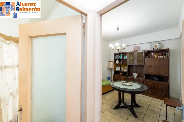 Piso para reformar junto a Plaza Einstein – 3 dormitorios y vistas despejadas — 21