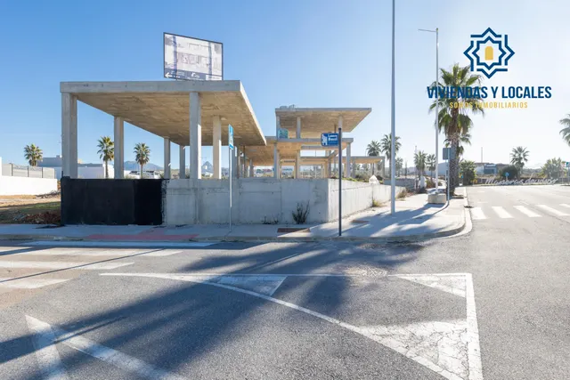 SOLAR EXCLUSIVO CON ESTRUCTURA EN LA NATIVA — 22