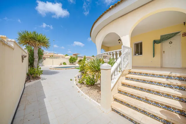 Villa 3 habitaciones 151m² en venta - Doña Pepa — 32