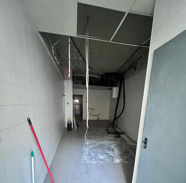 Local comercial en Obispo Benlloch — 22