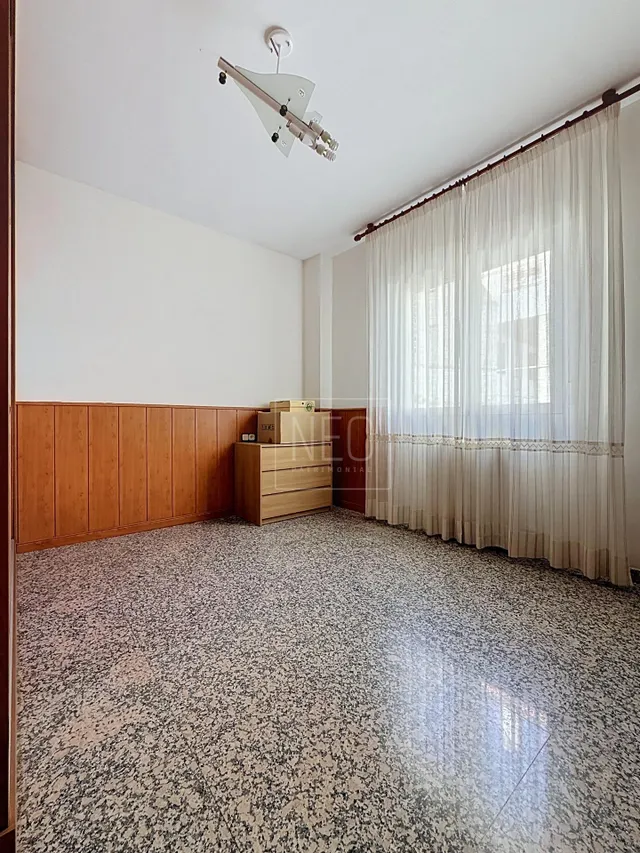 CHALET ADOSADO EN CALLE CAZADOR, HUETOR VEGA — 24