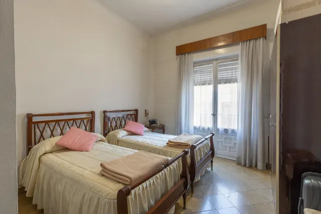 EXCLUSIVA VIVIENDA SEÑORIAL EN ANGEL GANIVET, EN PLENO CORAZON DE GRANADA — 27