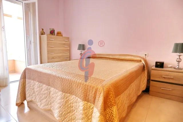 Piso de 3 dormitorios en venta en Guardamar del Segura, zona Mercadona, en esquina, con una gran terraza y vistas laterales al mar — 10