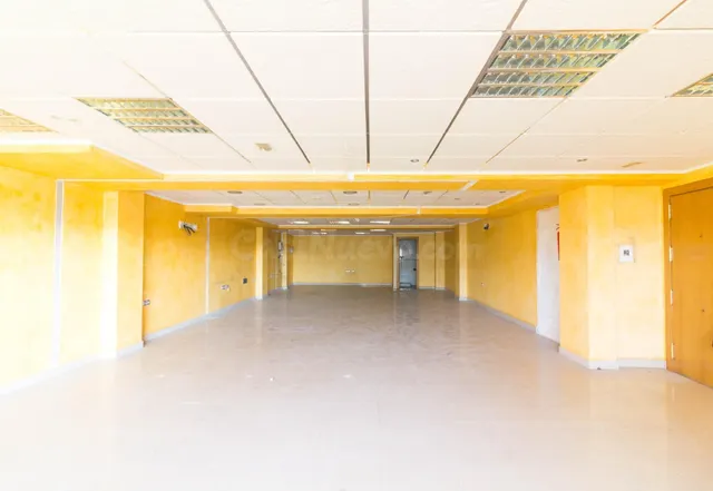Oportunidad de Inversión en Orihuela: Entresuelo a Reformar por €60,000 — 3