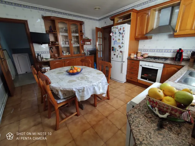 IMPRESIONANTE CHALET EN EL CENTRO DE VENDRELL — 18