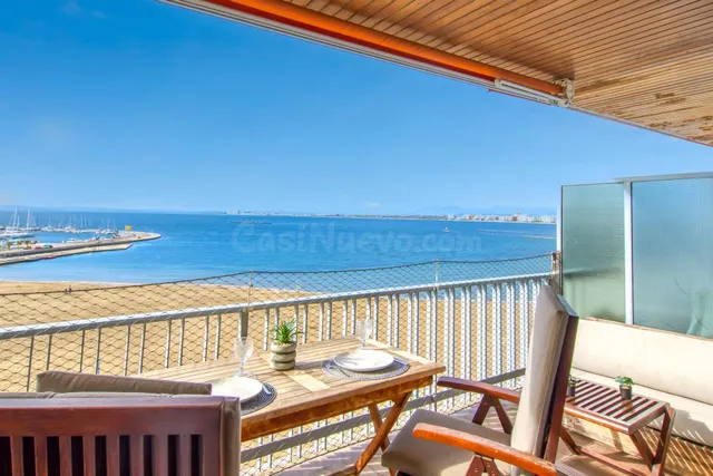 Àtic exclusiu en primera línia de mar a l’Avinguda de Rhode, - foto 5