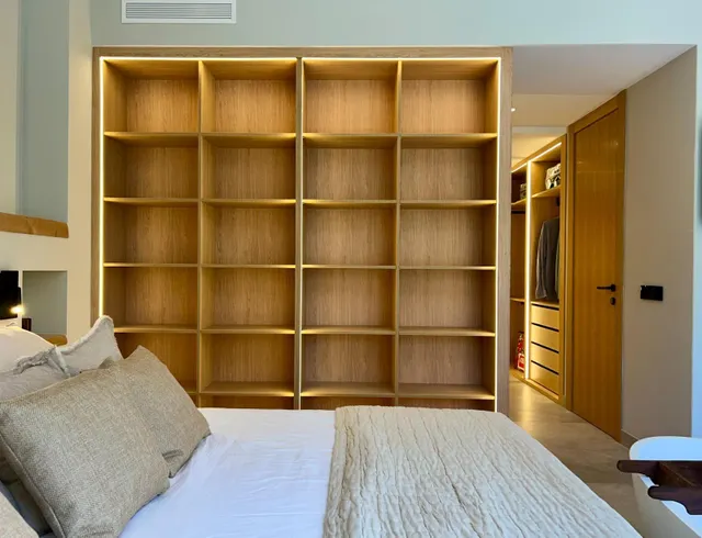Espectacular vivienda reformada con jardín privado en Palm Beach, Marbella — 33