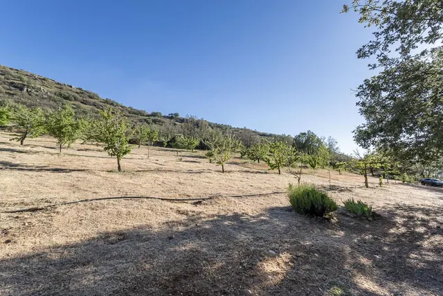Encantadora finca rústica en Loma Papeles en Güejar Sierra — 30