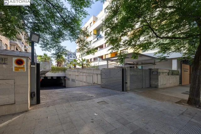 Apartamento tipo loft con garaje incluido y piscina en zona Parque Lagos — 38
