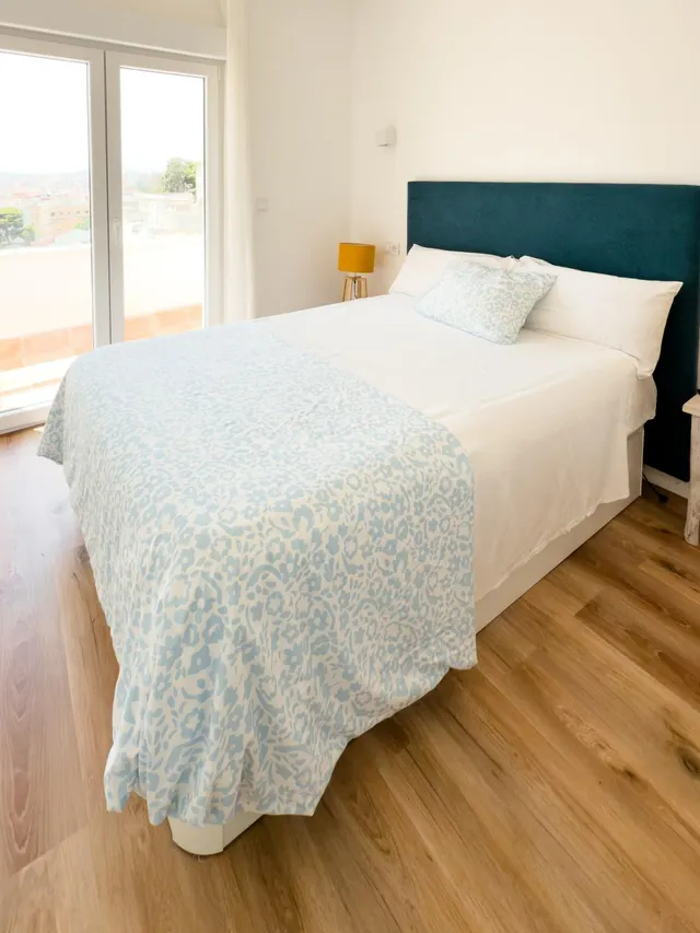Espectacular ático dúplex con solárium privado y vistas despejadas en Conde de Ureña — 20