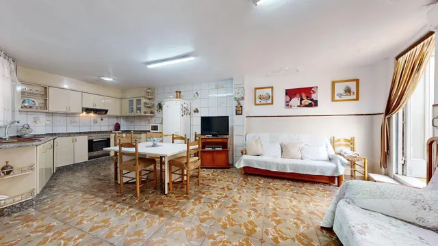 Casa de Pueblo Alborgí — 28