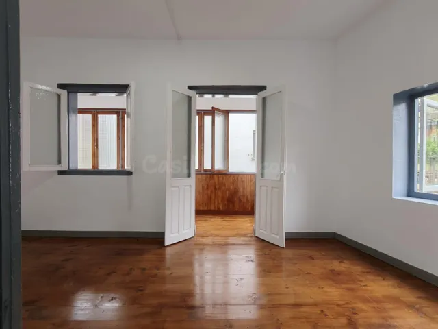 Apartamento en Ujo, Mieres - foto 2