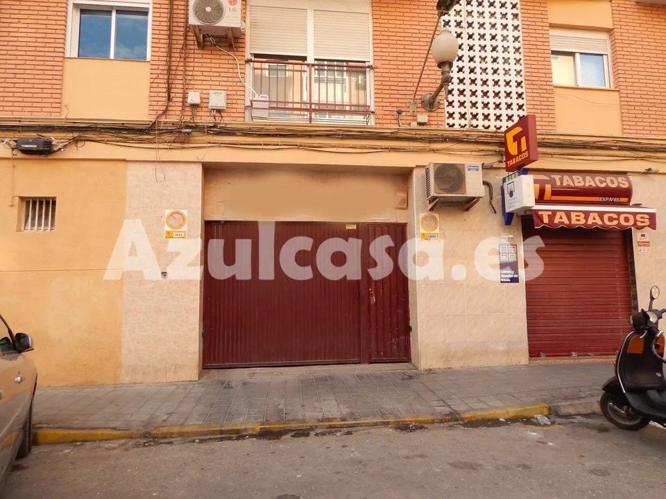 Plaza de garaje en Carolinas Altas