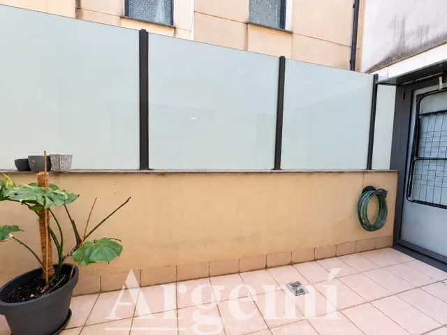 Casa adosada en venta en Montcada i Reixac — 10