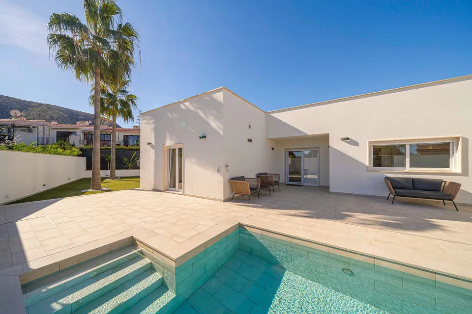 Villa 4 habitaciones 246m² en venta - Albir