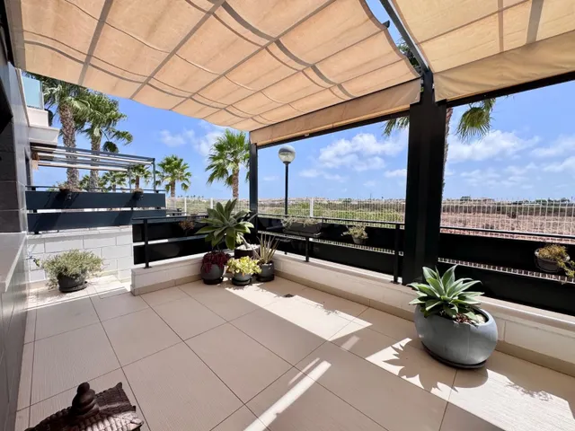 Casa 3 habitaciones 123m² en venta - Lomas de Cabo Roig - foto 2