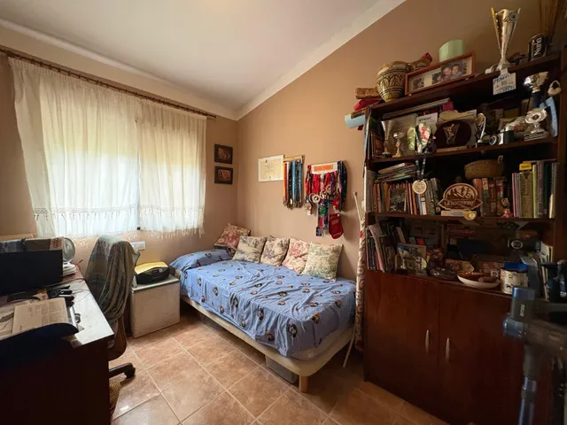 EXCELENTE CHALET EN PERFECTO ESTADO — 26