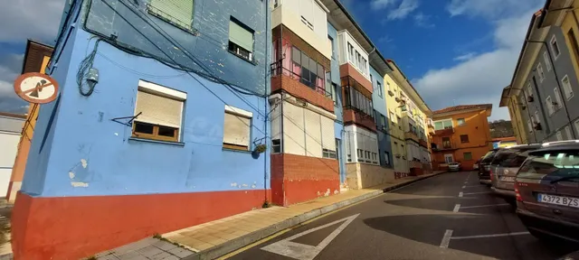Piso de 4 dormitorios en Barreda