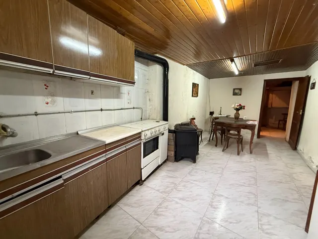 SE VENDE CASA CON PARCELA EN SANDIAS. — 7