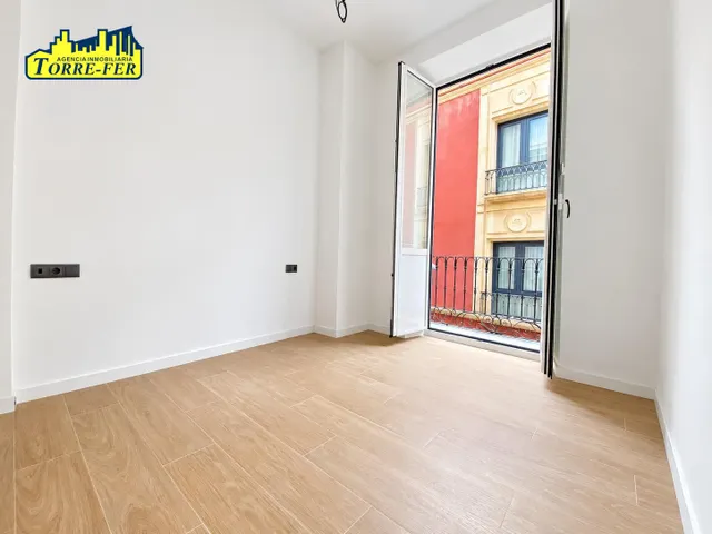 ESTRENA VIVIENDA EN EL CORAZÓN DE ALMERÍA – CALLE LAS TIENDAS — 8