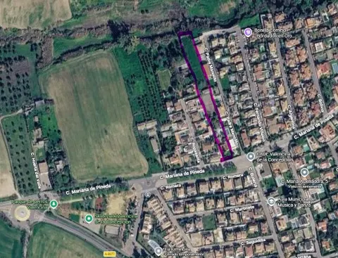 Oportunidad de Inversión: Suelo Urbano Consolidado de 4.100 m2 en Valencina de la Concepción