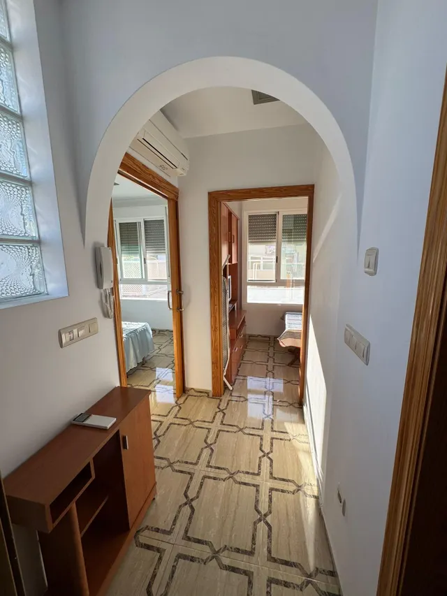 Apartamento en el barrio de la Concepción con terraza. — 4