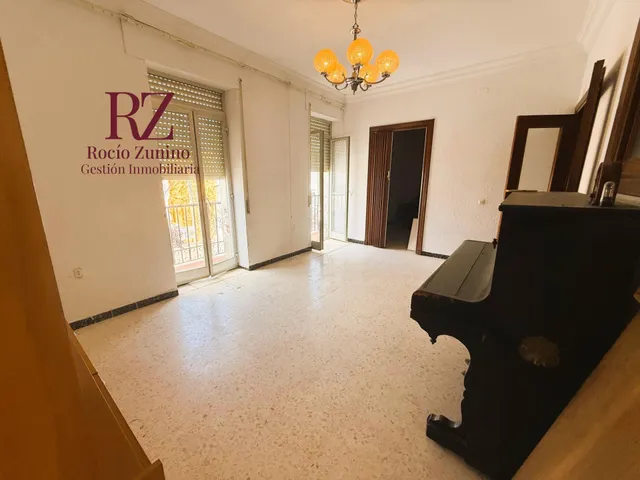 Piso de 5 dormitorios en el corazón de Cartaya — 7