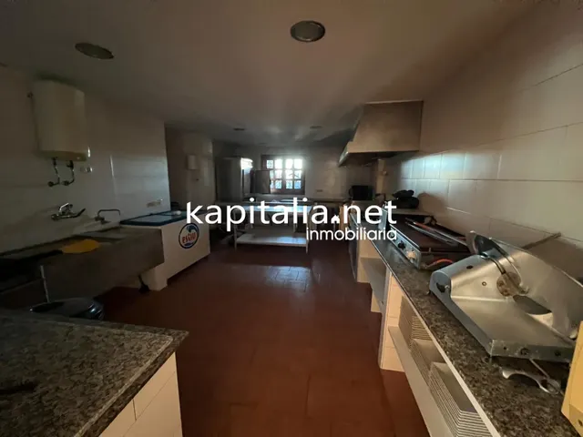 BAR RESTAURANTE+VIVIENDA A LA VENTA EN BARCHETA — 16
