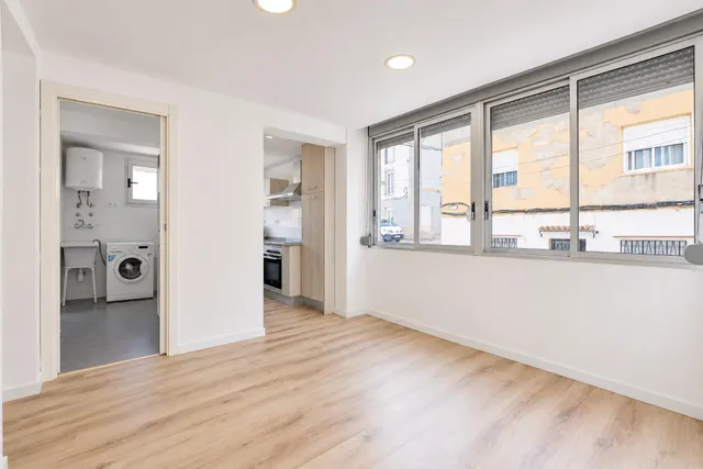 ¡LUMINOSO PISO TOTALMENTE REFORMADO, 100% EXTERIOR Y CON EXCELENTE LUZ NATURAL! — 23