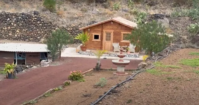 Venta Finca con Impresionante vista al mar en chio con 4 viv